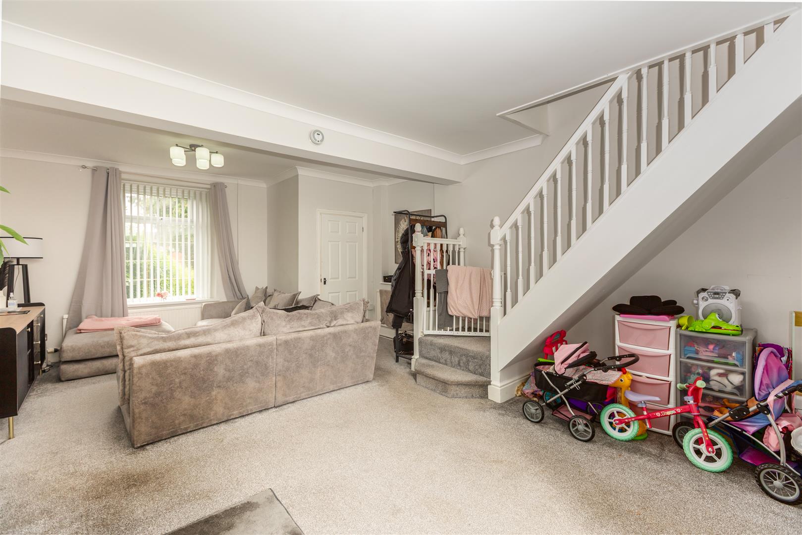 Llangyfelach Road, Treboeth, Swansea, SA5 9EL